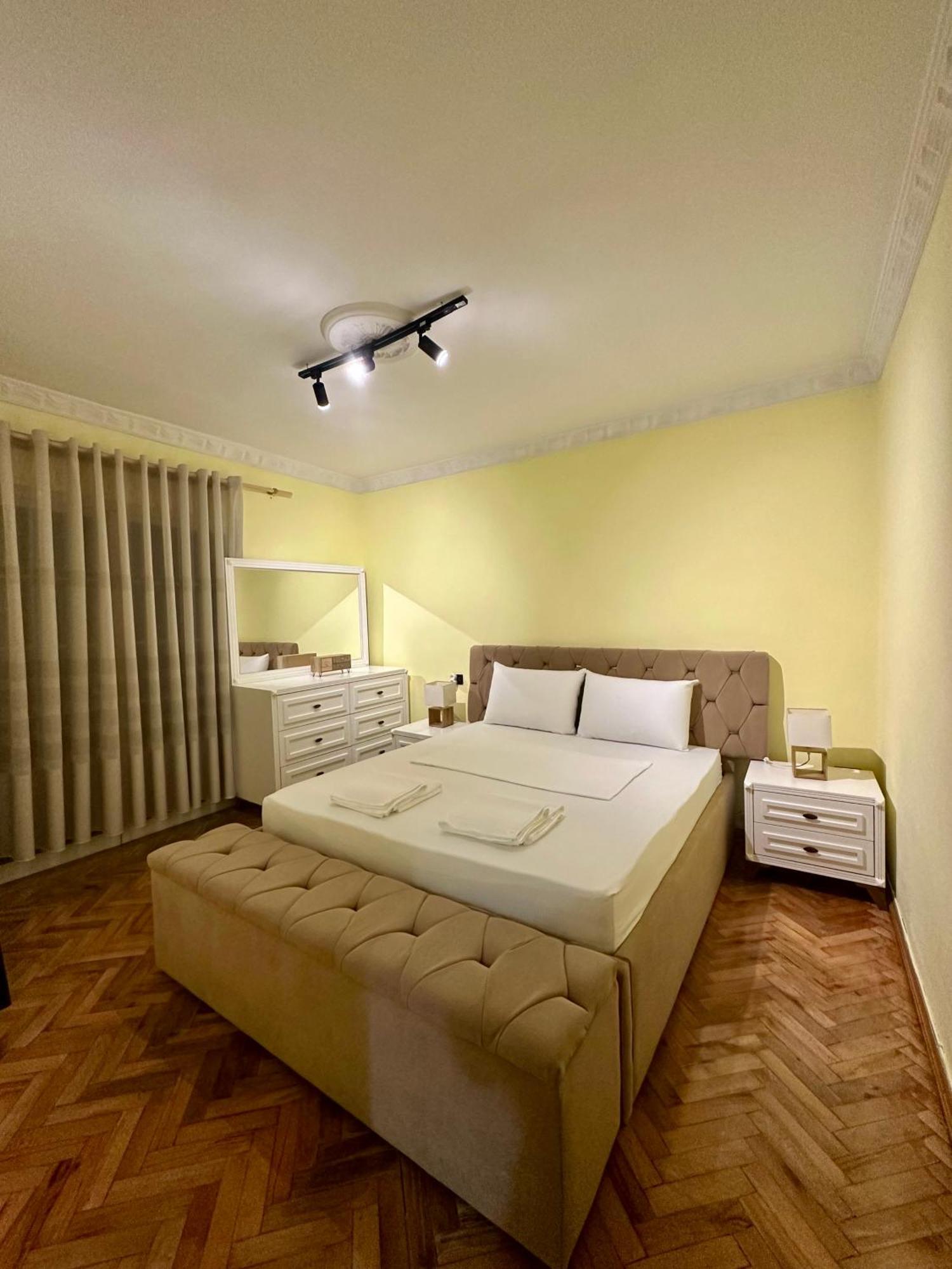 Fun House Serenity Apartment Tirana Exterior photo